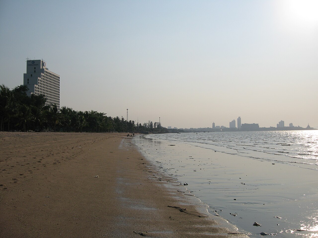Naklua Beach